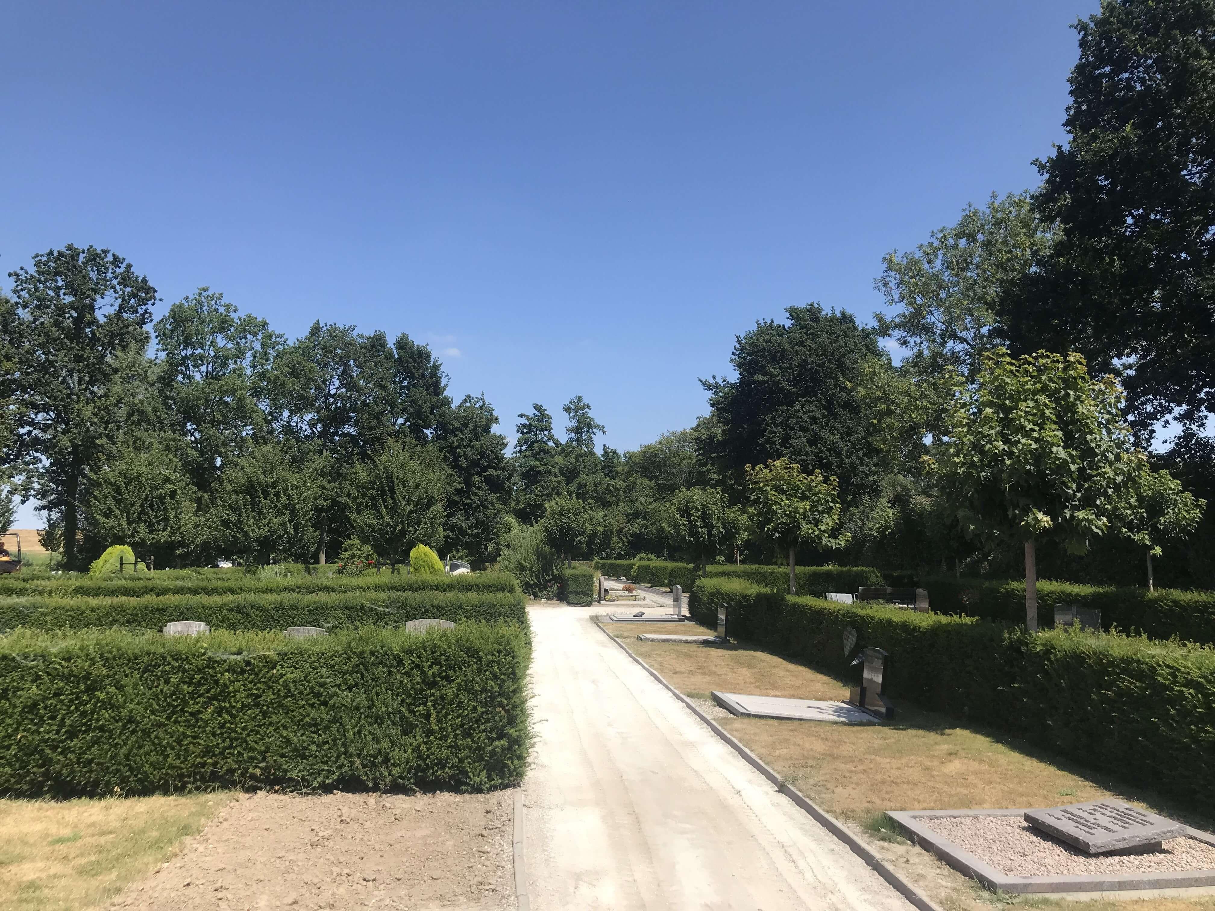 Renovatie begraafplaats Woudrichem 3