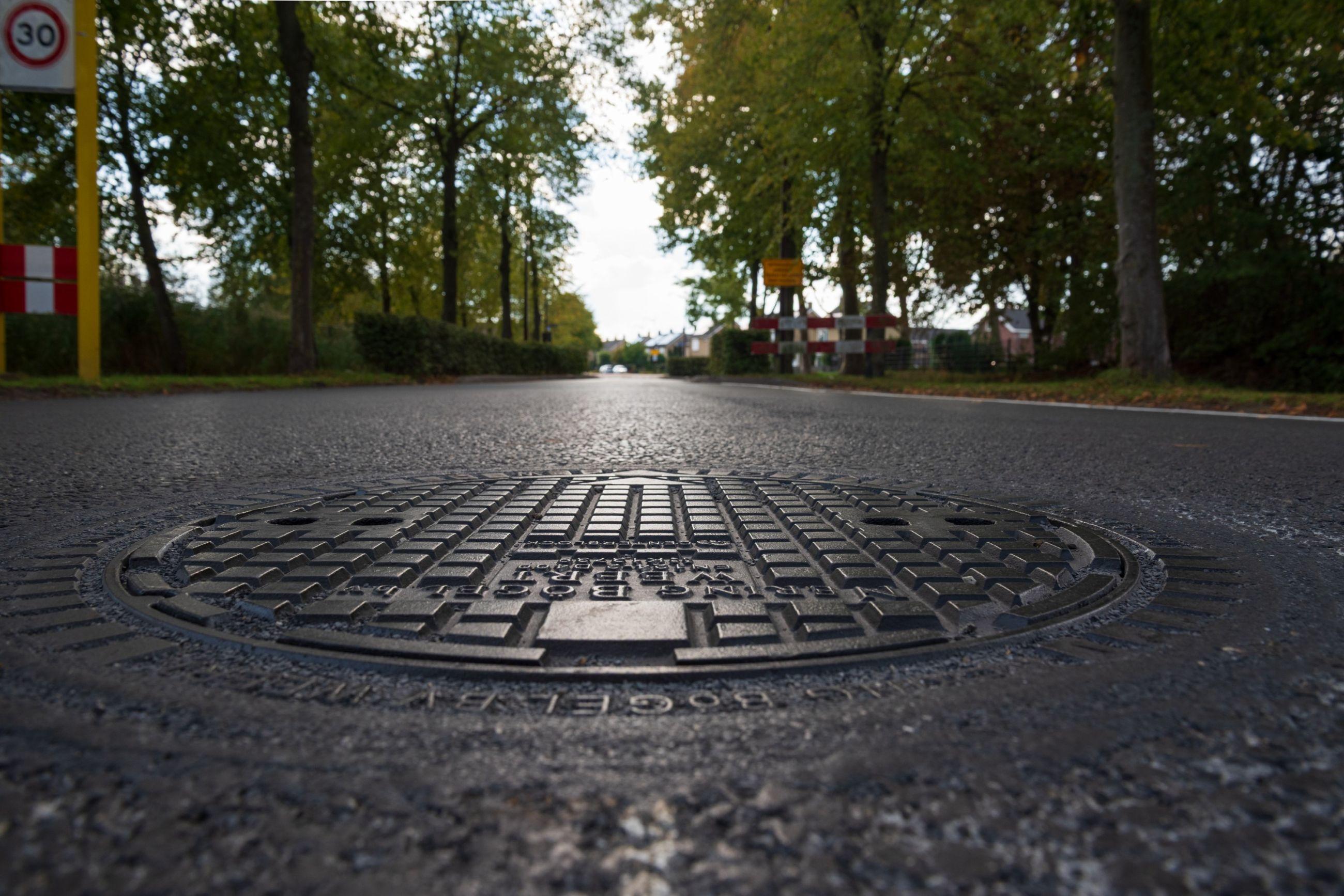 Asfaltonderhoud | Buitengewoon Grasstenen boerenweggetjes Gemeente Halderberge Asfalteren Onderhoud