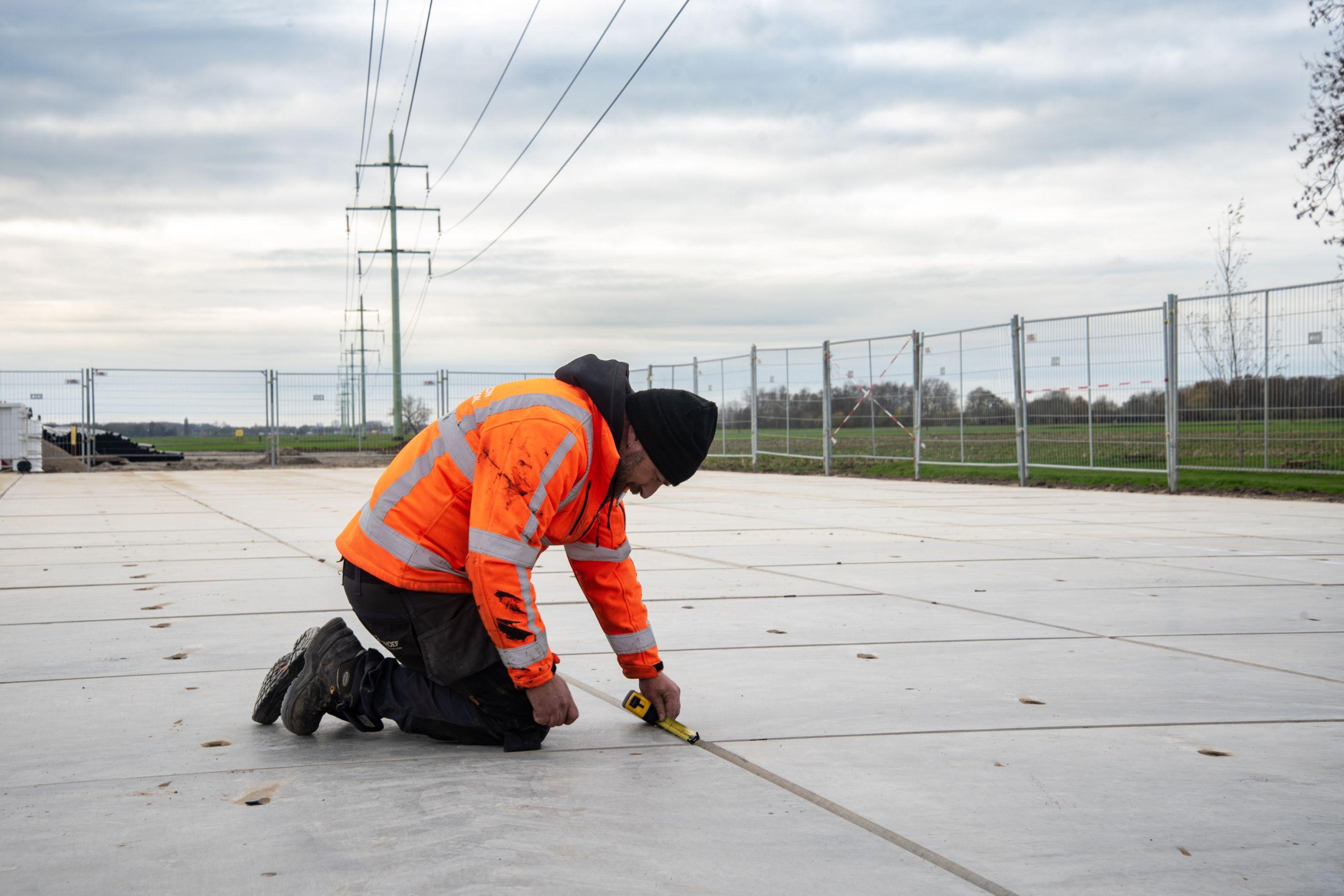 Belijnen| Buitengewoon Van Vulpen Arkel Parkeerplaats belijnen