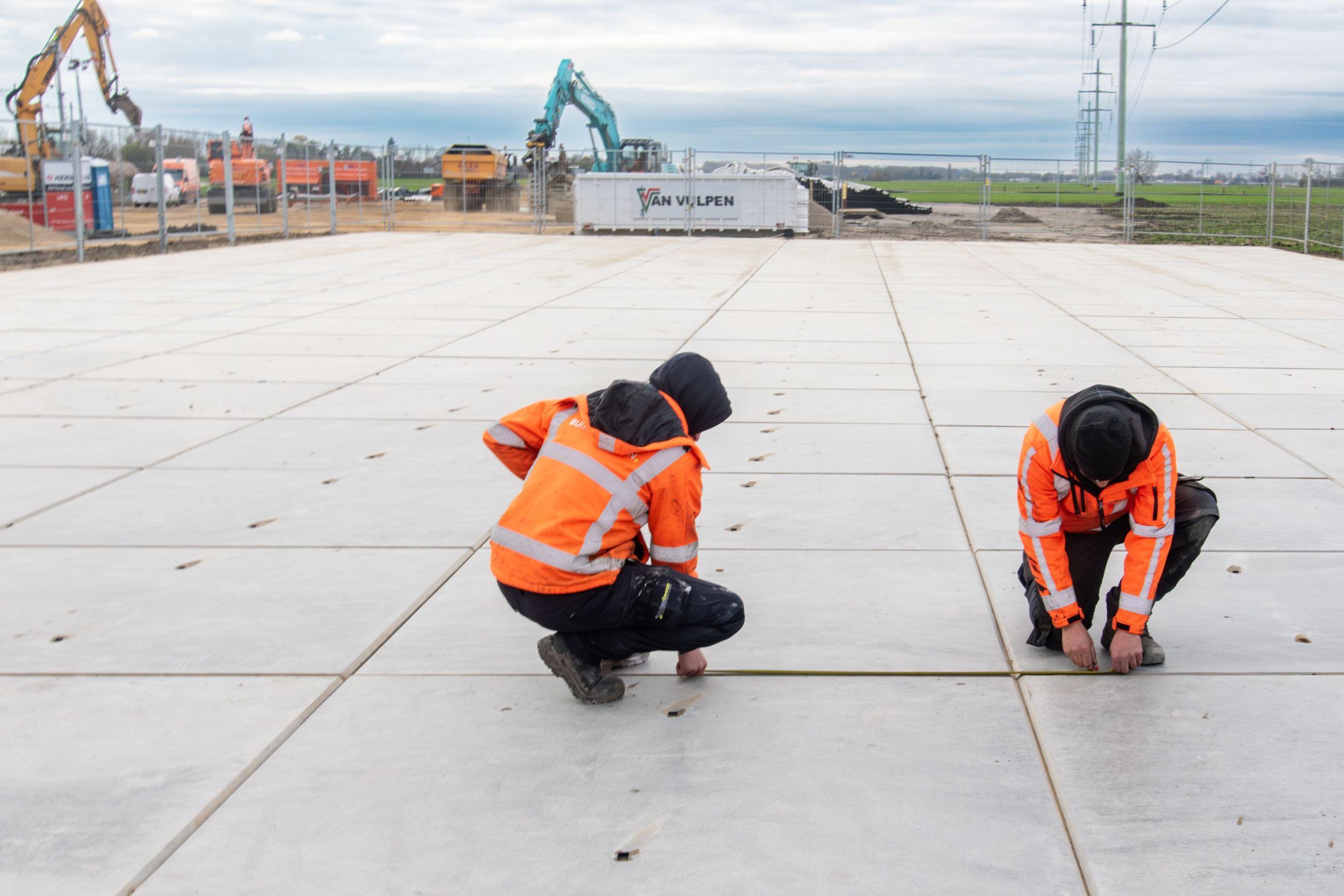 Belijnen| Buitengewoon Van Vulpen Arkel Parkeerplaats belijnen