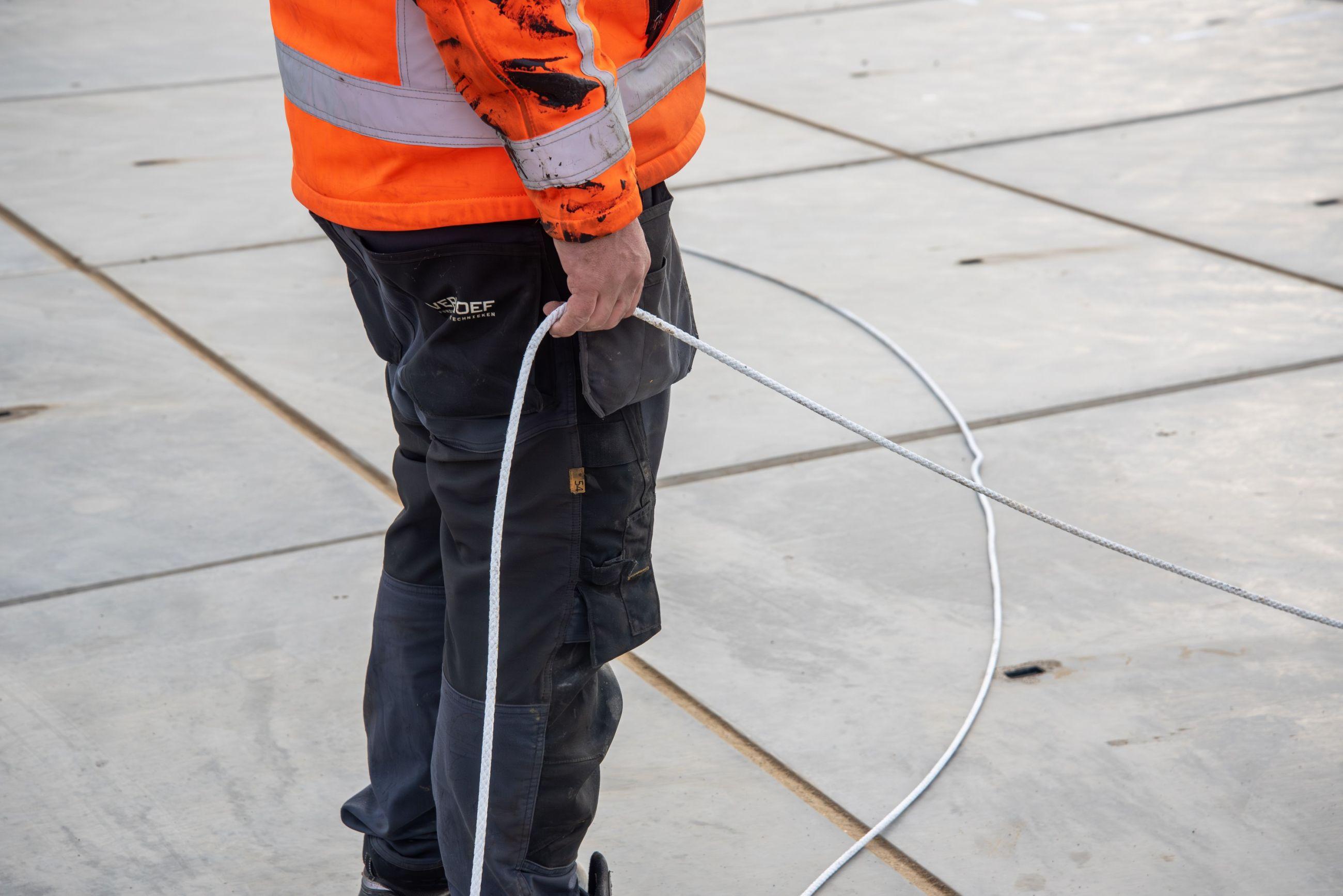 Belijnen| Buitengewoon Van Vulpen Arkel Parkeerplaats belijnen