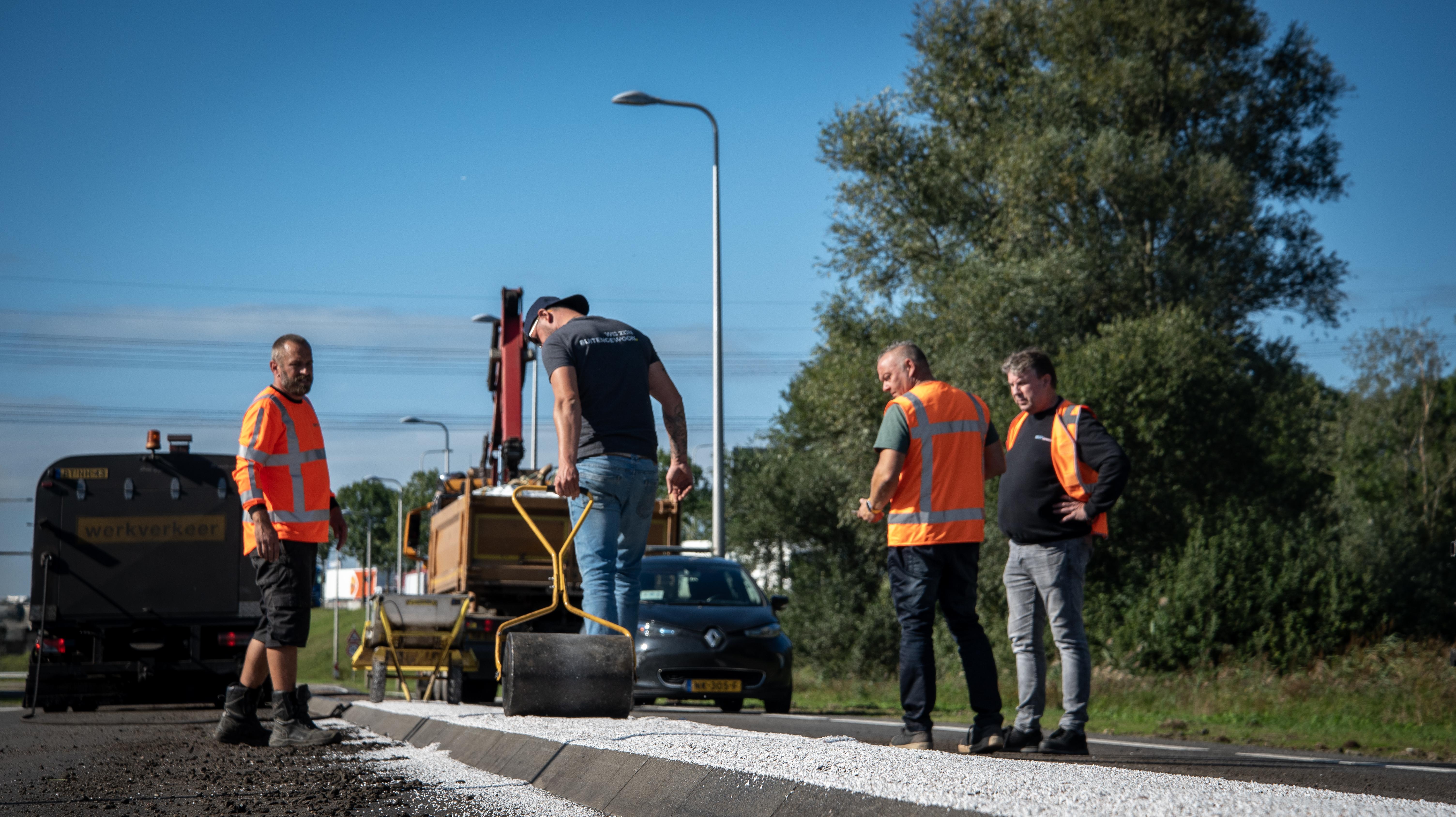 Veiligheid begint bij zichtbaarheid: vluchtheuvels vernieuwd met Luxovit split